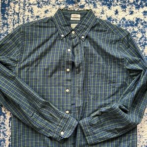 Mens J Crew size small classic fit button down shirt
